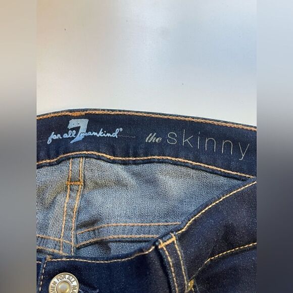 7 For All Mankind mid rise The Skinny in dark blue wash NWT. 30 - Picture 7 of 9